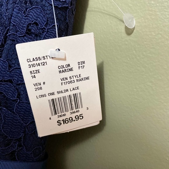 David’s Bridal Formal Gown, Size 14, NWT - Picture 5 of 5